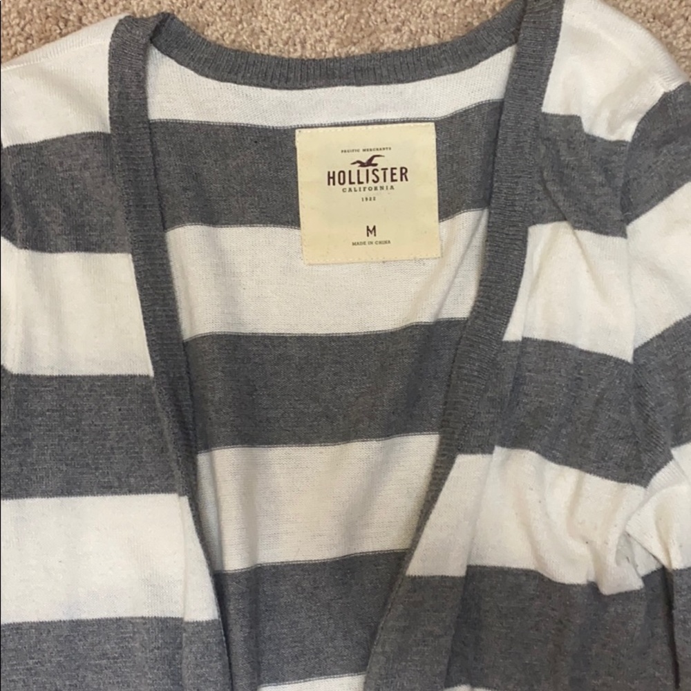 Hollister sweater